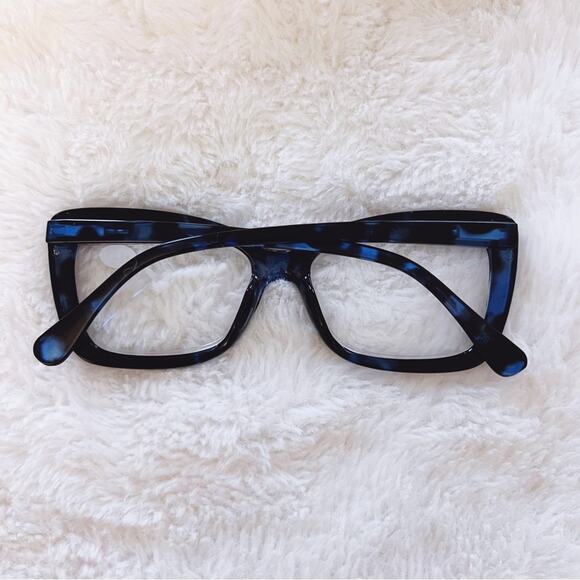 Leila Blue Cateye Oversized Reader Glasses - Picture 10 of 10